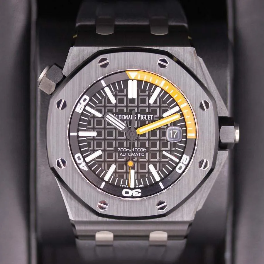 Audemars Piguet Royal Oak Offshore Diver 15707CE.OO.A002CA.01 42mm Ceramic Black