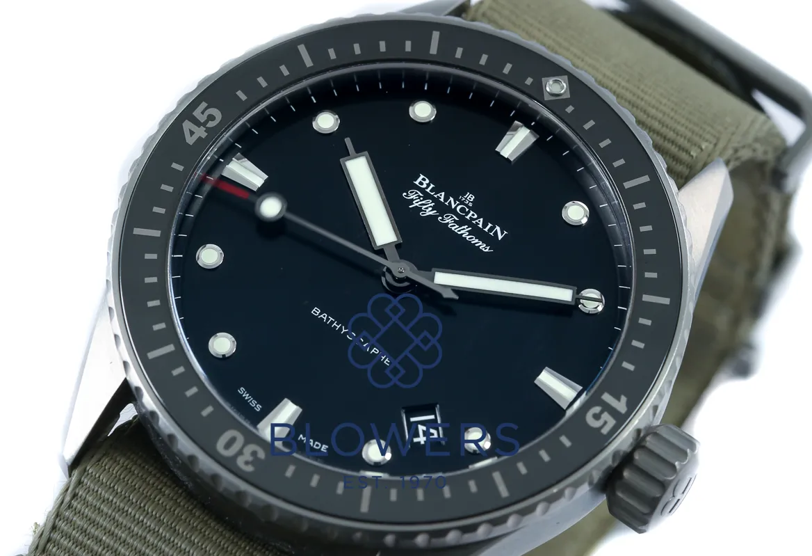 Blancpain Fifty Fathoms 5000-1230-NAKA 43mm Titanium Black 4