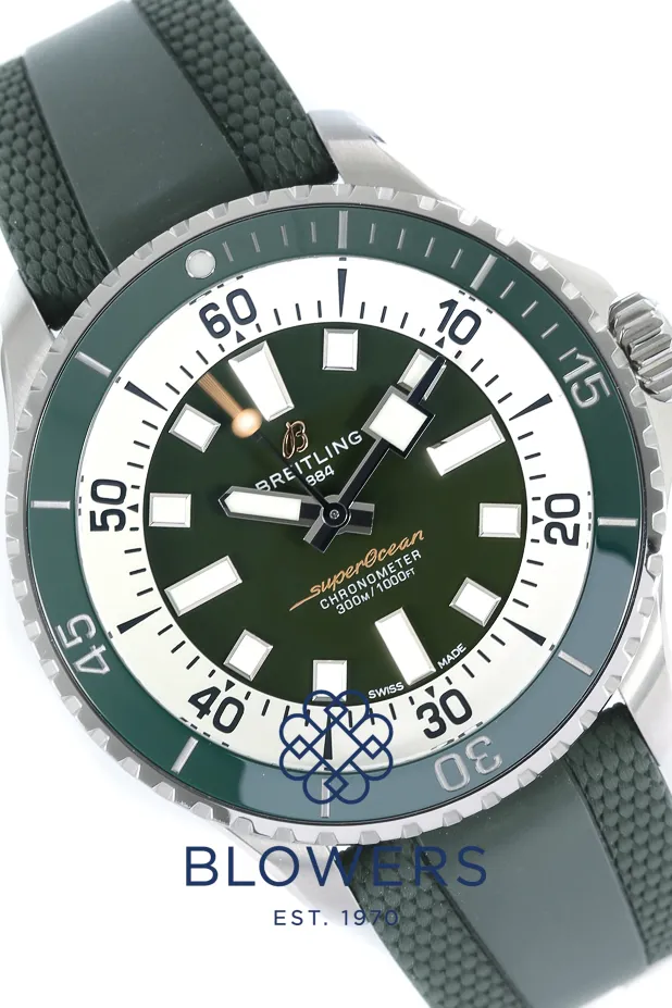 Breitling Superocean A17376 44mm Stainless steel Green 2