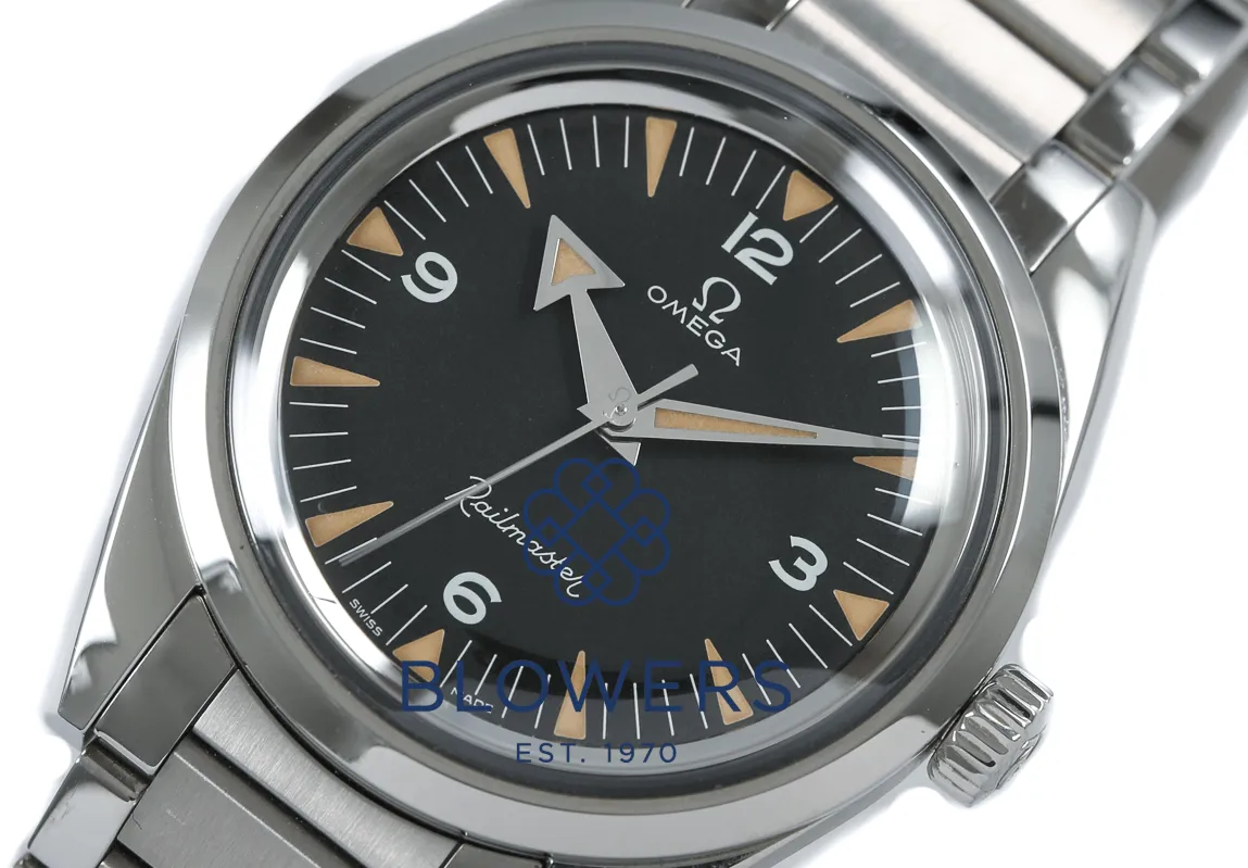 Omega Railmaster 220.10.38.20.01.002 38mm Stainless steel Black 4