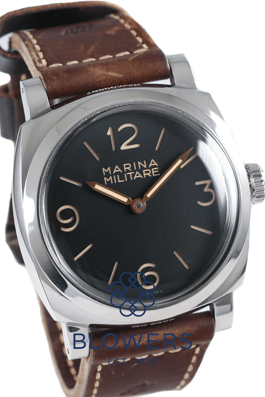 Panerai Special Editions PAM 00587 47mm Stainless steel Black 10