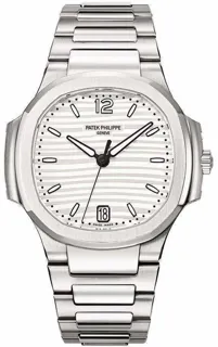 Patek Philippe Nautilus 7118/1A-010 Stainless steel Silver