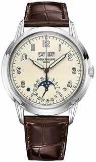 Patek Philippe Perpetual Calendar 5320G-001 White gold Beige