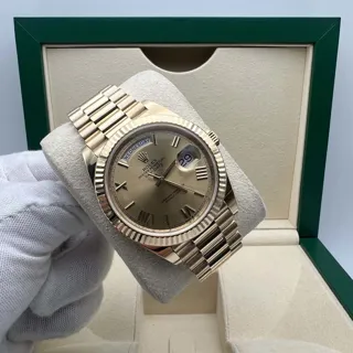 Rolex Day-Date 40 228238 Yellow gold Champagne