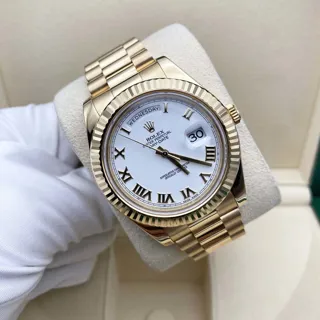 Rolex Day-Date 218238 Yellow gold White