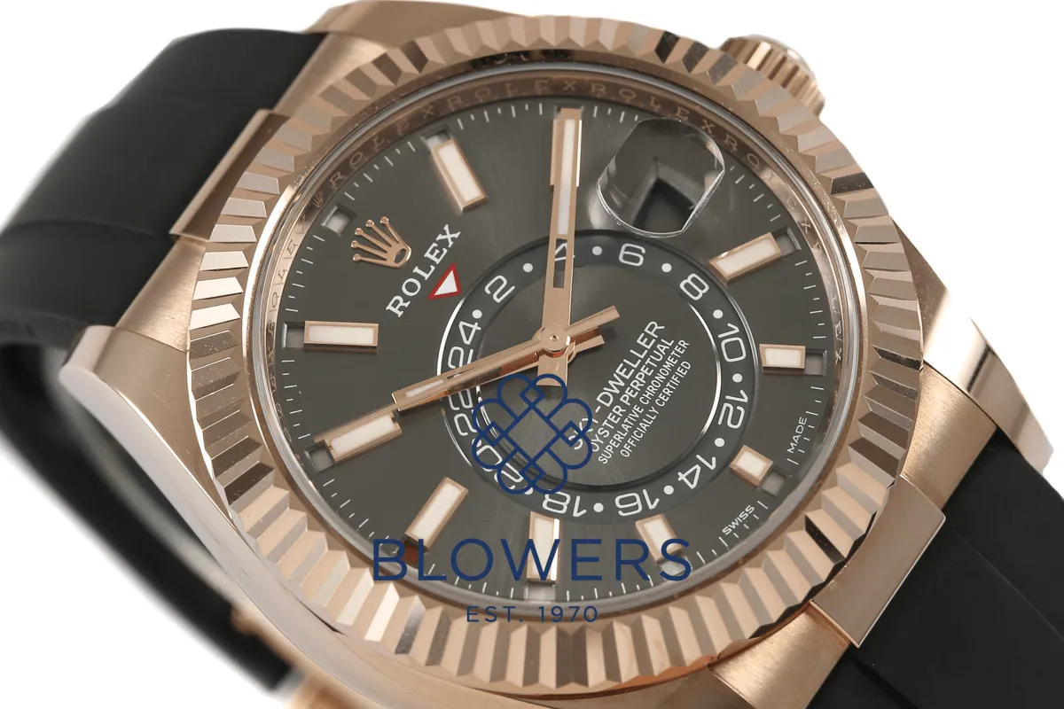 Rolex Sky-Dweller 326235 42mm 18ct rose gold Grey 5