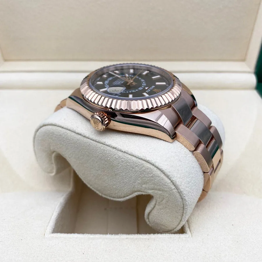 Rolex Sky-Dweller 326935 42mm Rose gold Gray 3