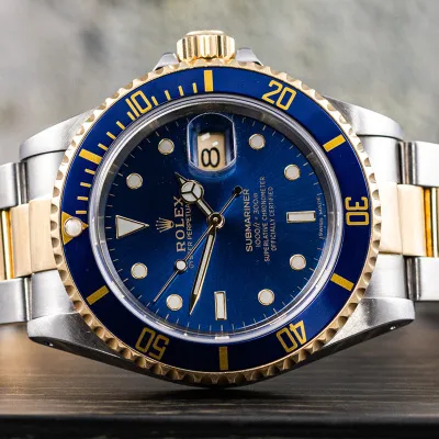 Rolex Submariner 16613 40mm Yellow gold and stainless steel Blue 8