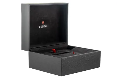 Tudor Black Bay GMT 79830RB 41mm Stainless steel and aluminum Black 7