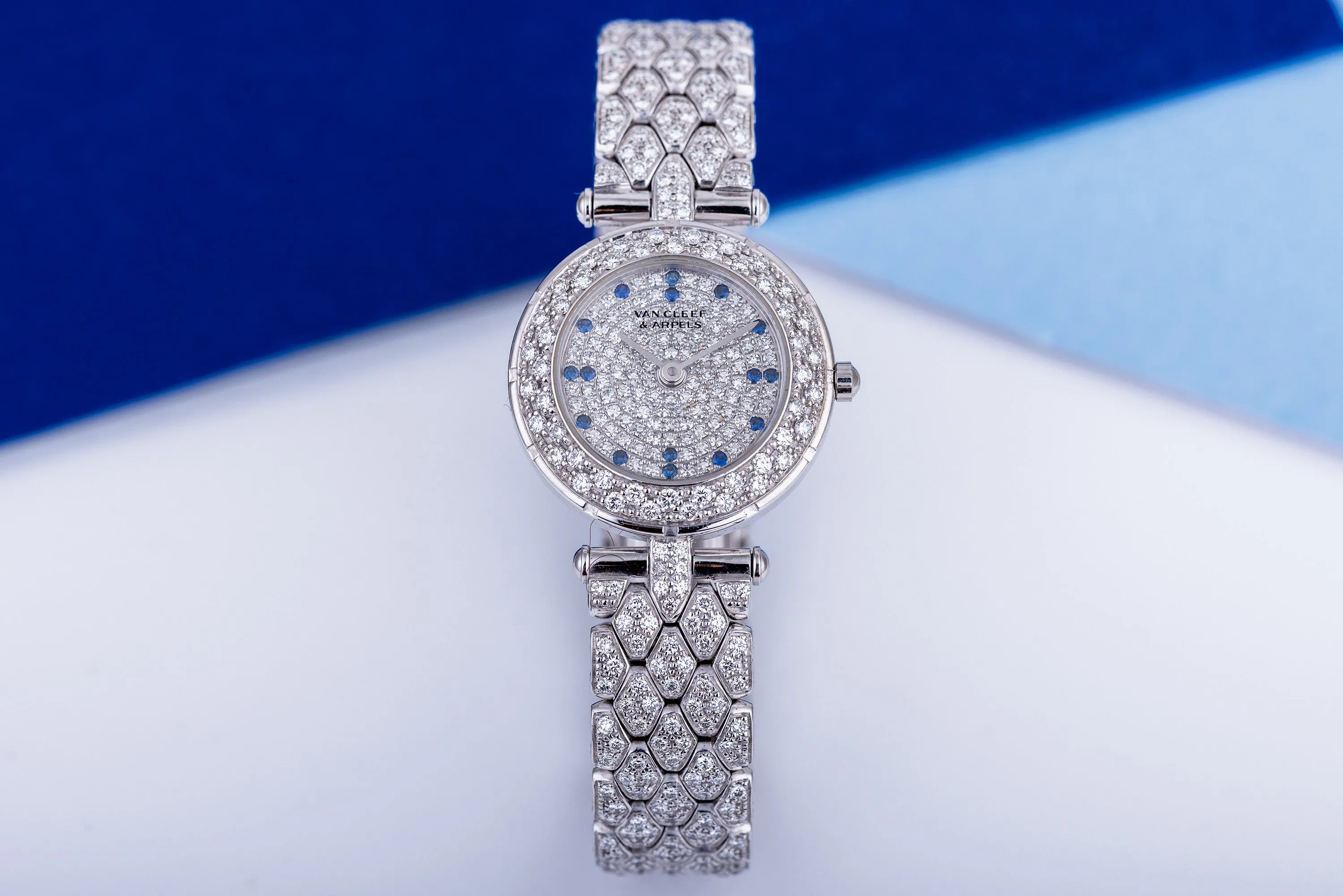 Van Cleef & Arpels 24mm White gold Pave 1