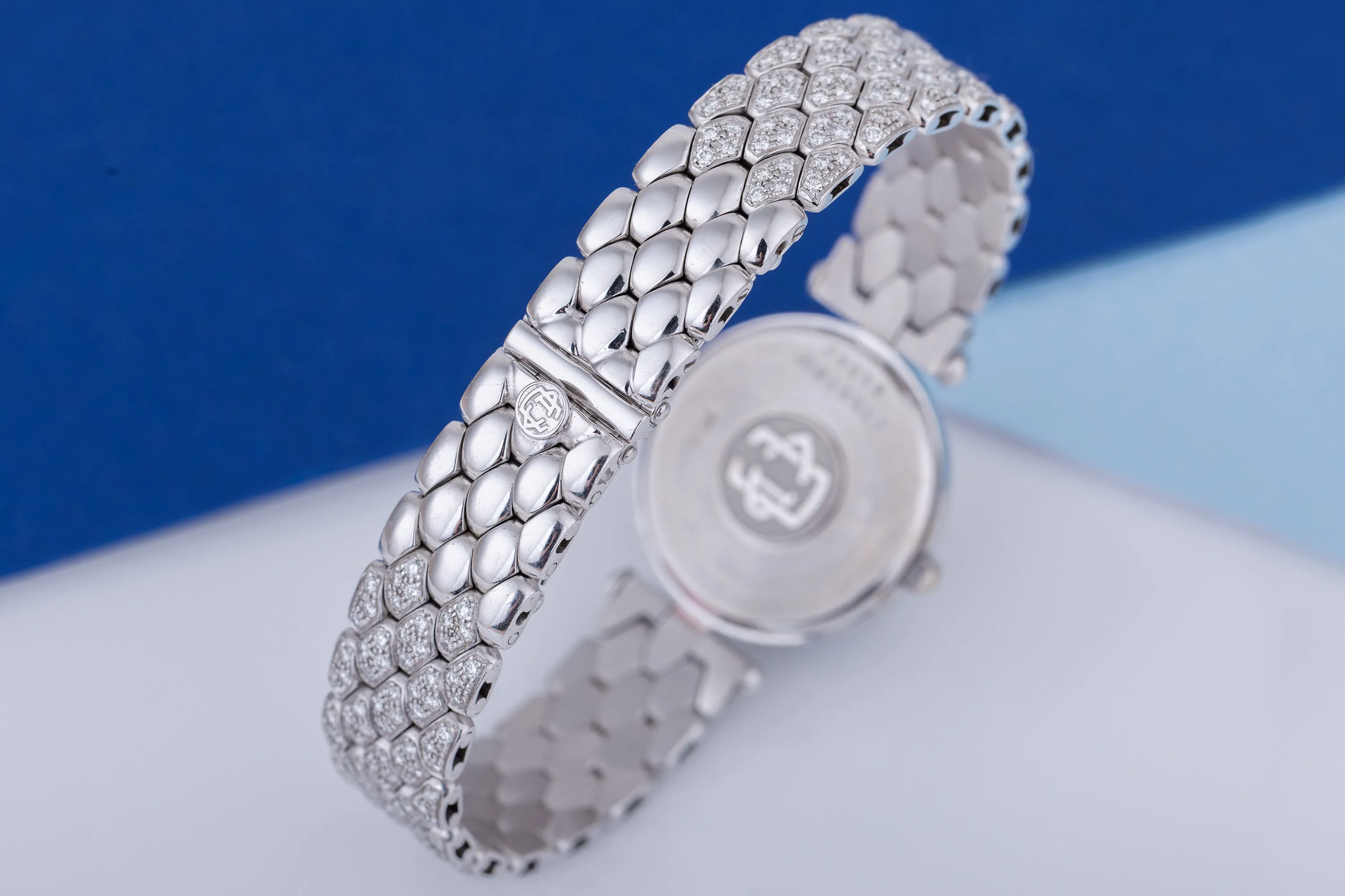 Van Cleef & Arpels 24mm White gold Pave 3