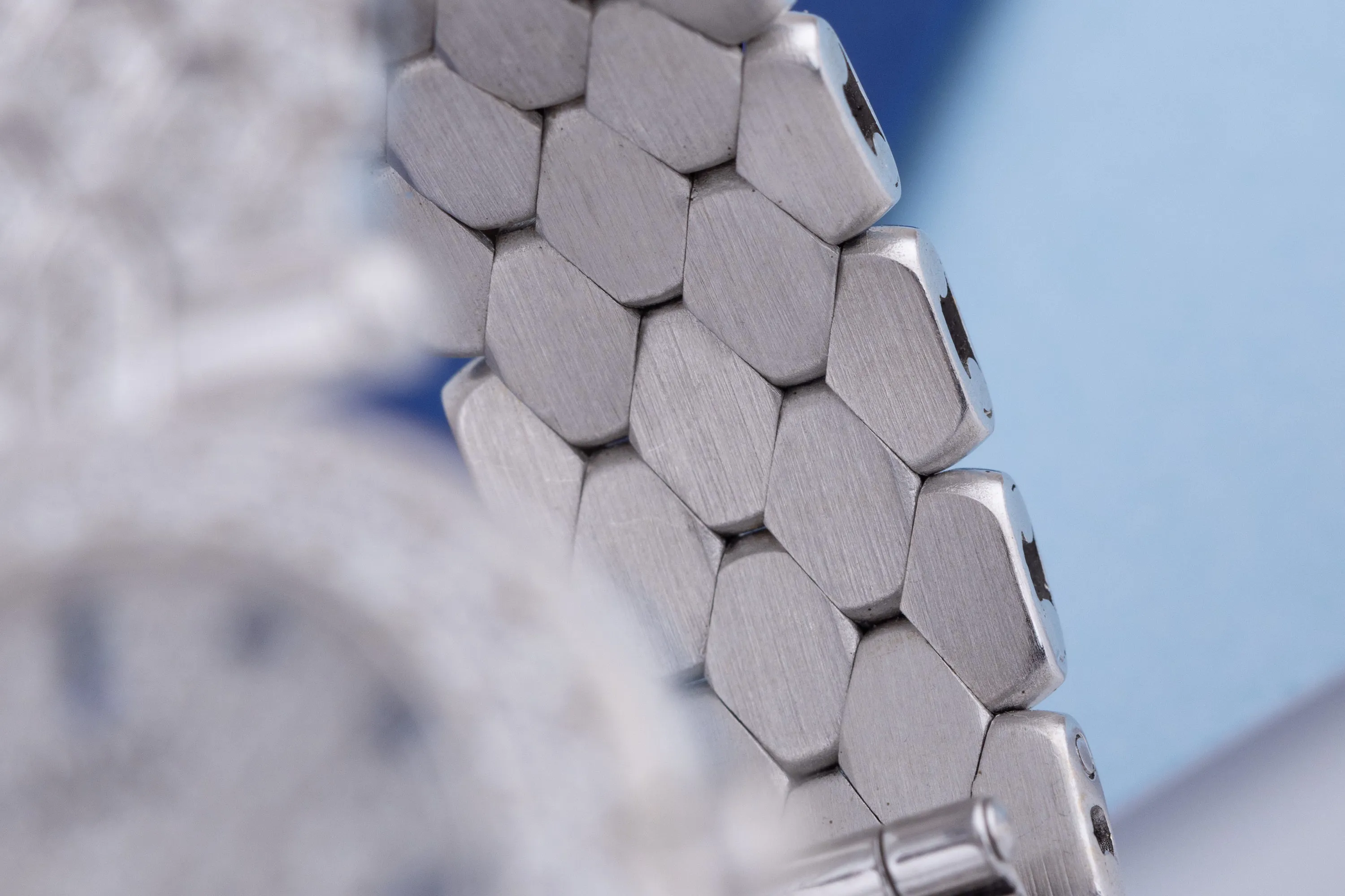 Van Cleef & Arpels 24mm White gold Pave 6