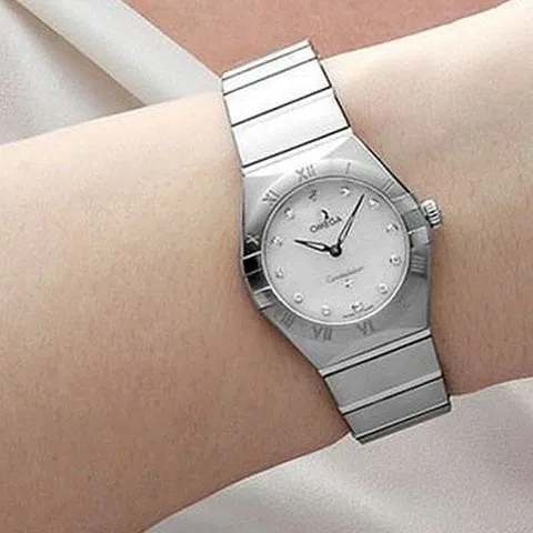 Omega Constellation Quartz 131.10.28.60.55.001 28mm Stainless steel White