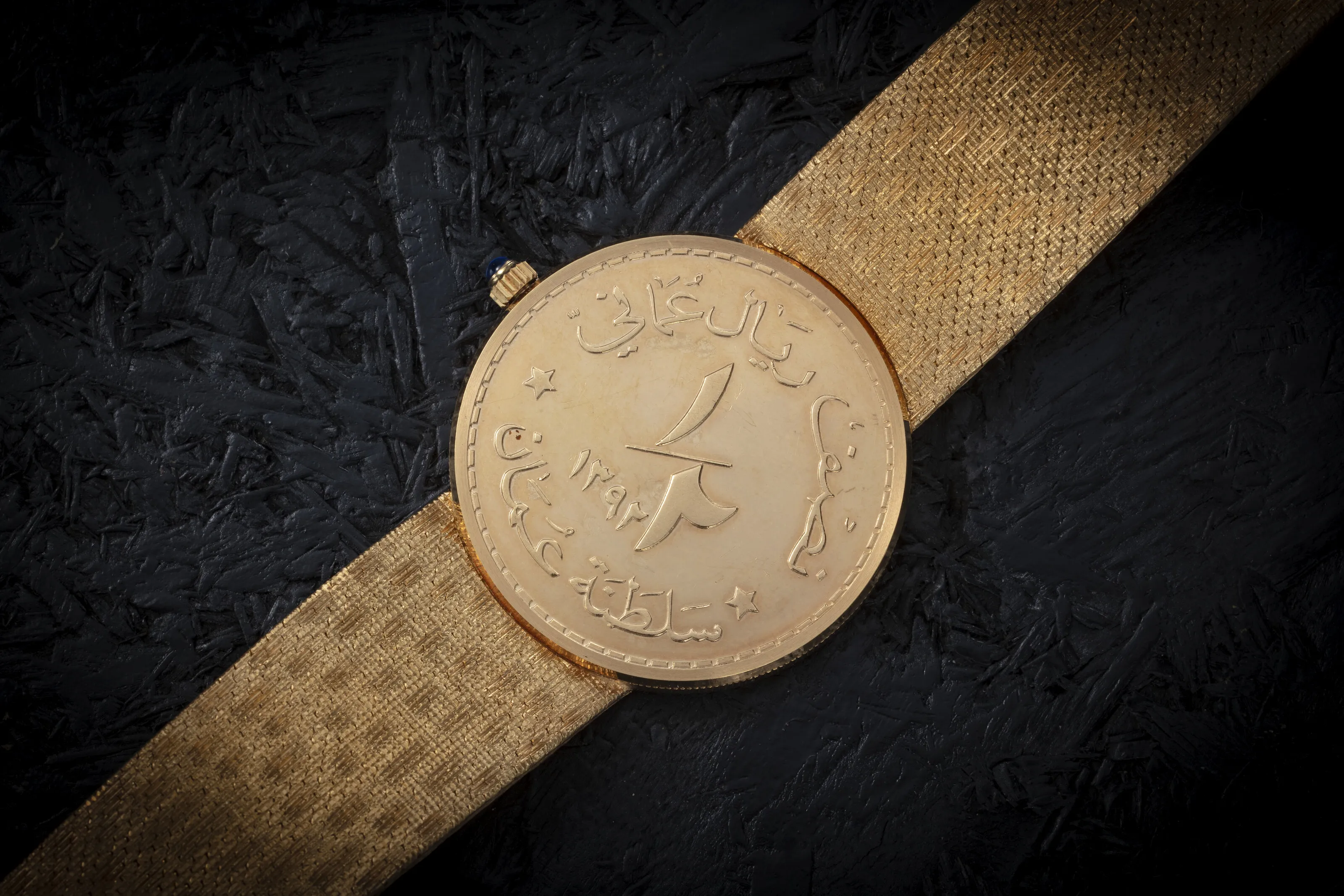 Corum Coin Watch 33.5mm Yellow gold Gold 2