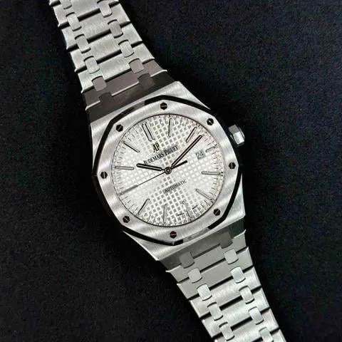 Audemars Piguet Royal Oak 15400ST.OO.1220ST.02 41mm Steel Silver