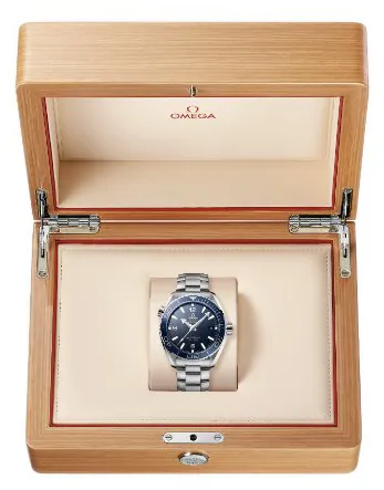 Omega Seamaster Planet Ocean 215.30.44.21.03.001 44mm Stainless steel Blue 2