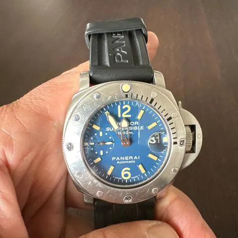 Panerai Submersible PAM 00087 44mm Titanium Blue 10