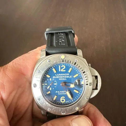 Panerai Submersible PAM 00087 44mm Titanium Blue 11