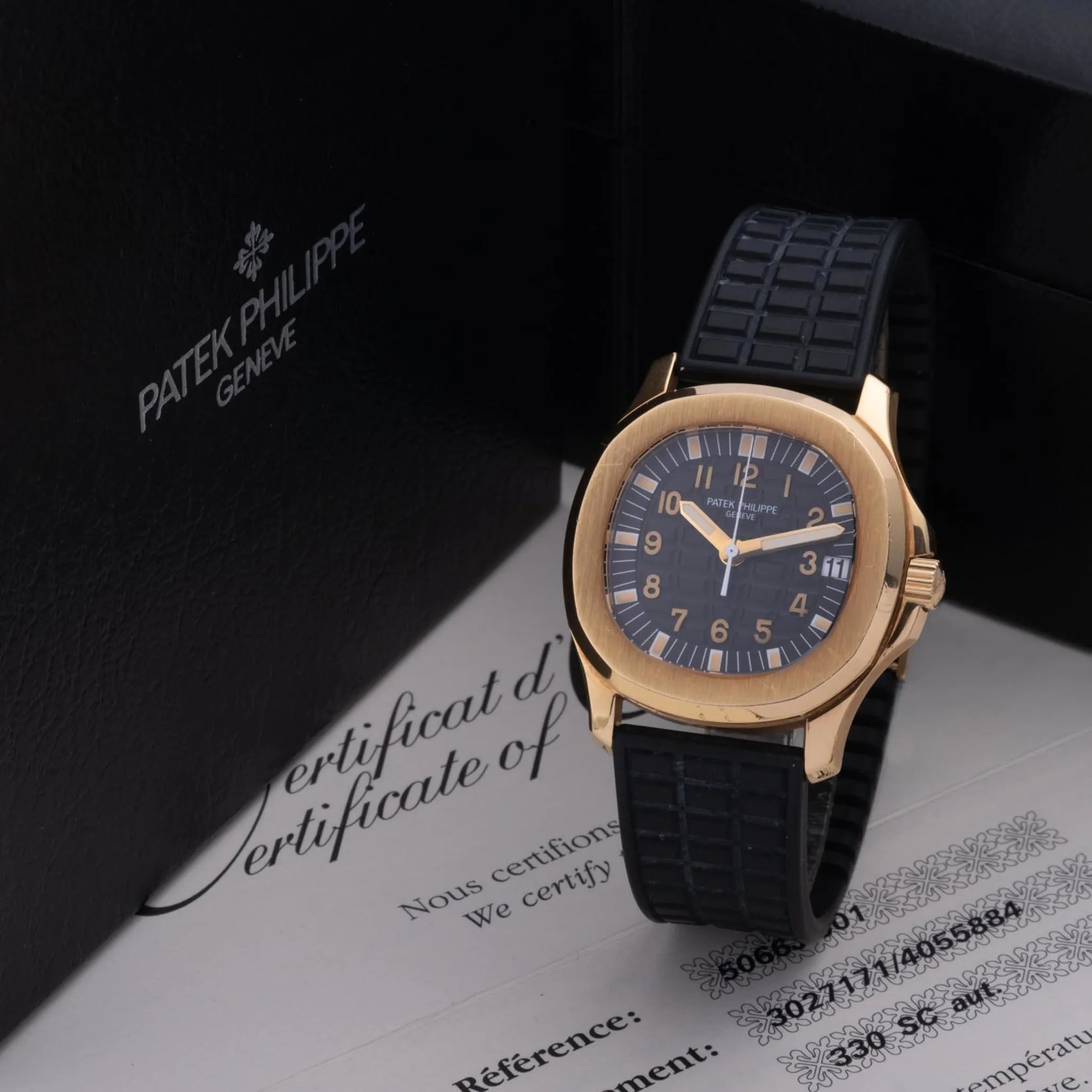 Patek Philippe Aquanaut 5066 36mm Yellow gold 1