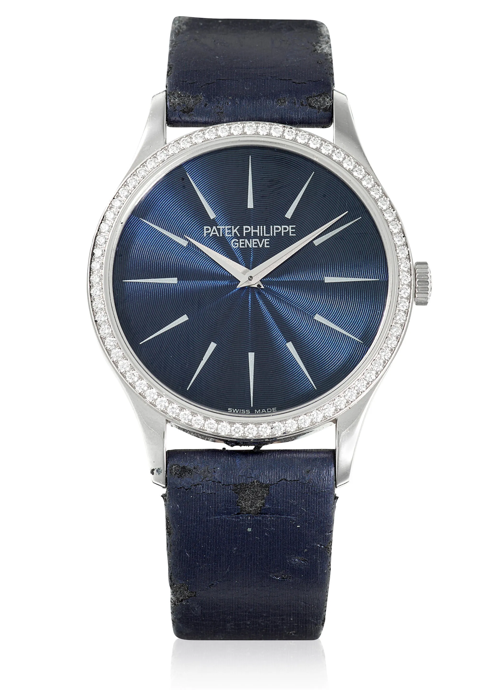 Patek Philippe Calatrava 4896G-001 33mm White gold and Diamond Blue