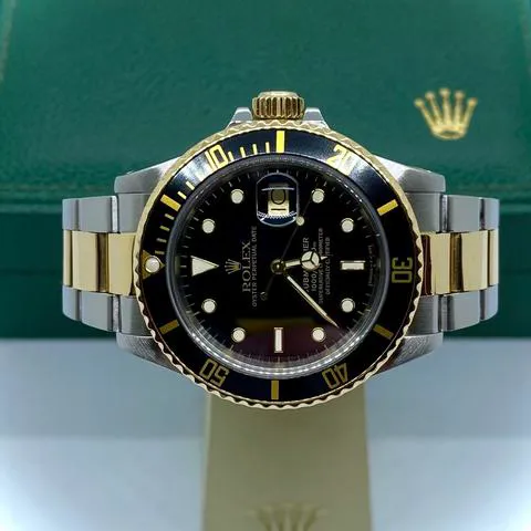 Rolex Submariner 16803 40mm Yellow gold and Stainless steel Black