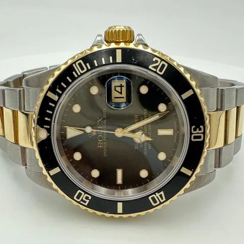 Rolex Submariner 16613 T 40mm Yellow gold and Stainless steel Black