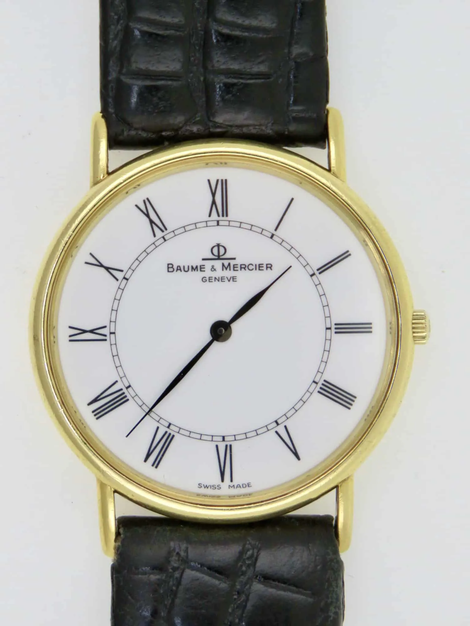 Baume & Mercier Classima MV045236 33.5mm Yellow gold White