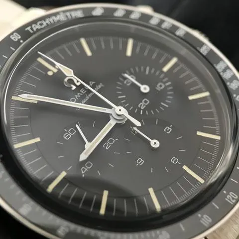 Omega Speedmaster Ed White 311.30.40.30.01.001 39.5mm Steel Black