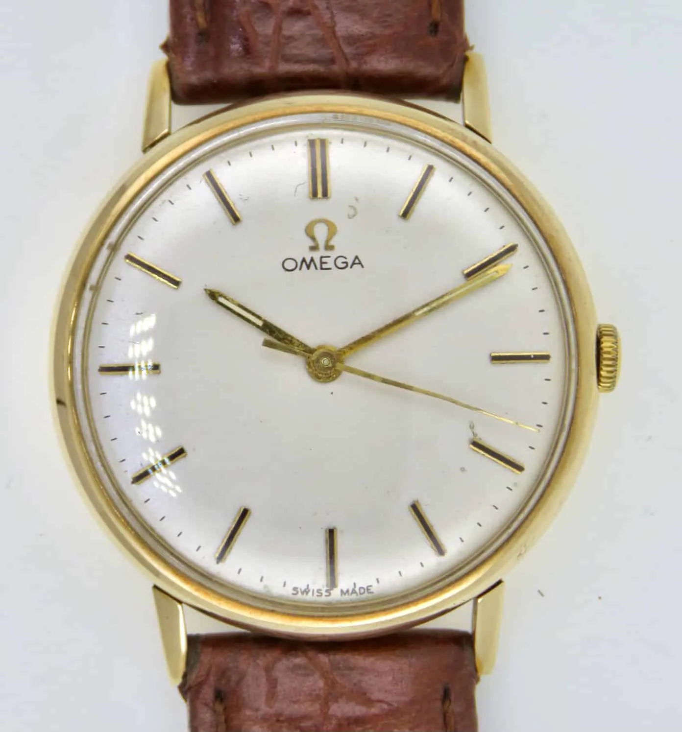 Omega W2 33.5mm Yellow gold Cream 3