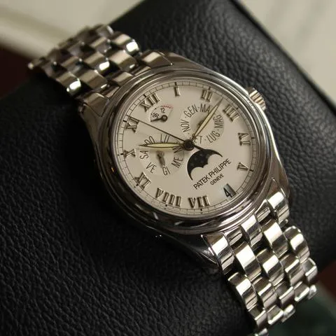 Patek Philippe Annual Calendar 5036/1G-017 37mm White gold White 2