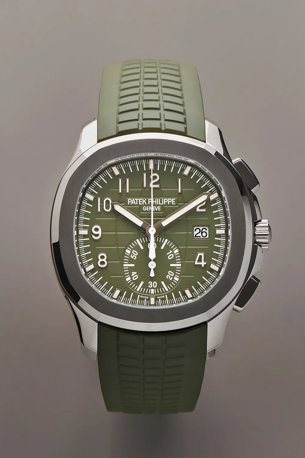 Patek Philippe Aquanaut 5968G-010 42mm White gold Green