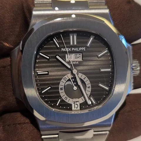 Patek Philippe Nautilus 5726/1A-001 40.5mm Stainless steel Black