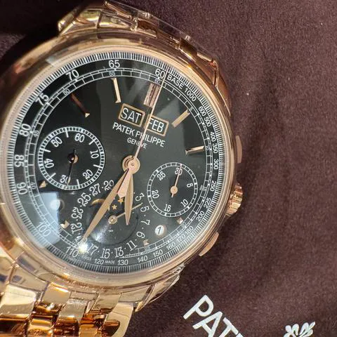 Patek Philippe Perpetual Calendar Chronograph 5270/1R-001 41mm Rose gold Black 4