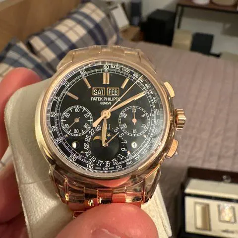 Patek Philippe Perpetual Calendar Chronograph 5270/1R-001 41mm Rose gold Black 12