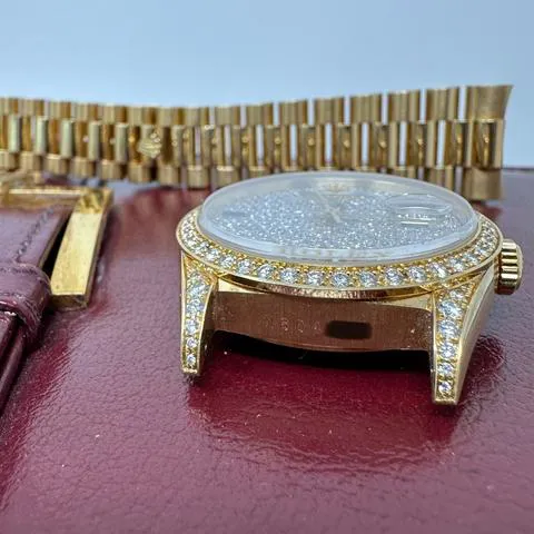 Rolex Day-Date 36 18388 36mm Yellow gold Pave 11