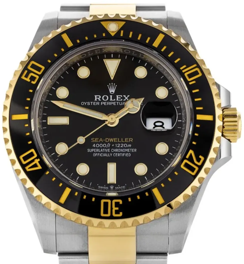 Rolex Sea-Dweller 126603 43mm Yellow gold Black