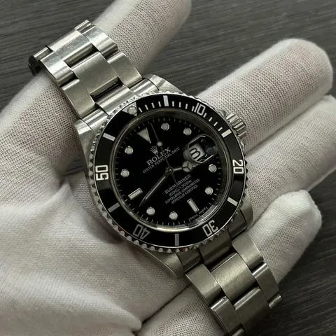 Rolex Submariner 16610LN 40mm Stainless steel Black 2