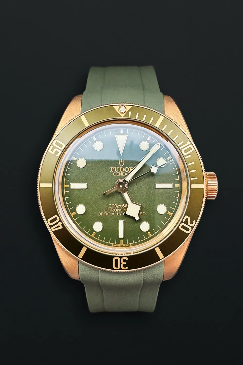 Tudor Black Bay M79018V-0001 39mm Yellow gold Green