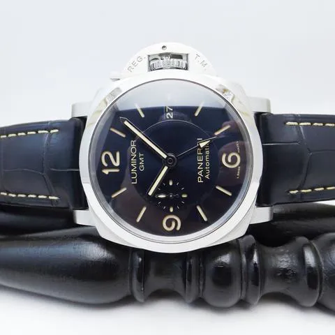 Panerai Luminor PAM01033 44mm Steel Blue 4