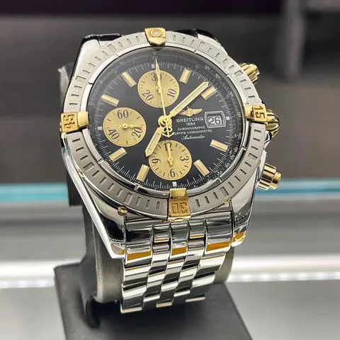 Breitling Chronomat B13356 44mm Yellow gold and Stainless steel Black