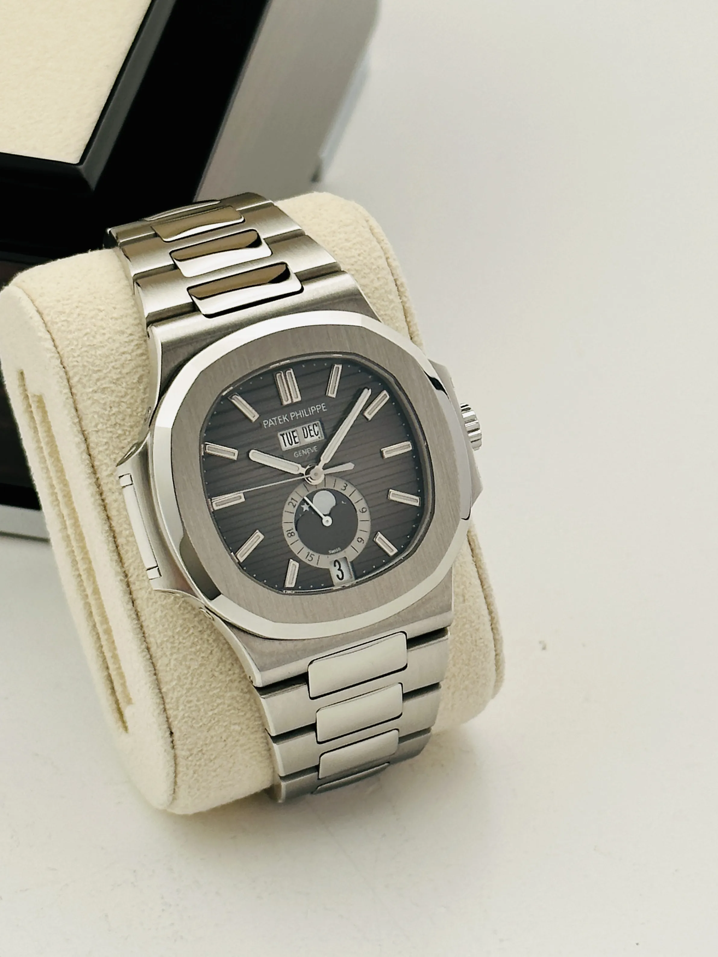 Patek Philippe Nautilus 5726 Black