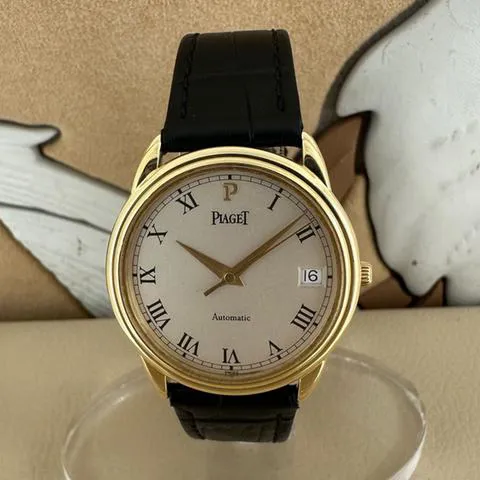 Piaget Gouverneur 15988 33mm Yellow gold Silver