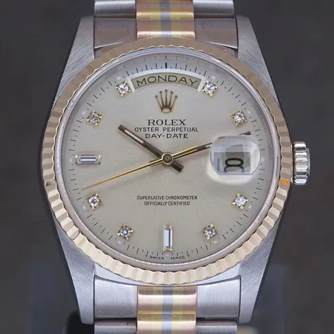 Rolex Day-Date 36 18239 36mm White gold Champagne