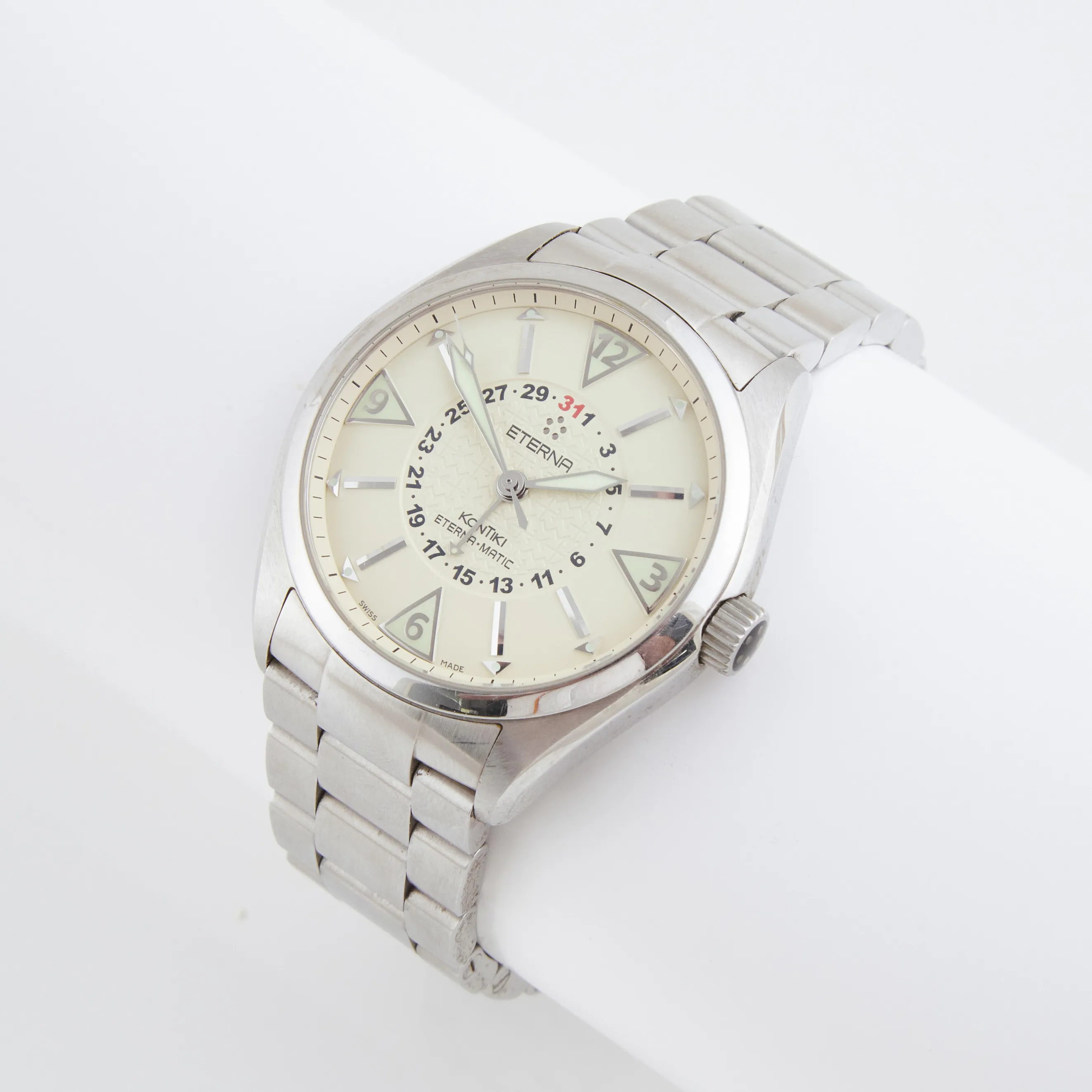 Eterna Kontiki 1592.41 42mm Stainless steel Cream