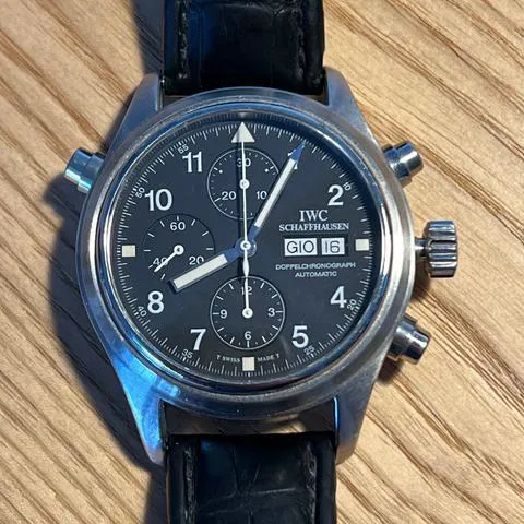 IWC Pilot IW3713 42mm Stainless steel Black 10