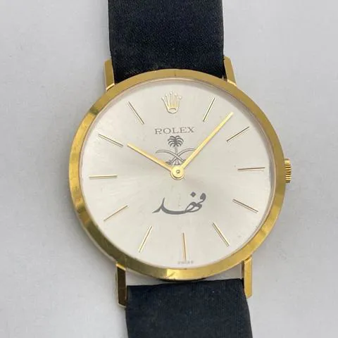 Rolex Cellini 4112 32mm Yellow gold Silver 3