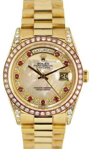 Rolex Day-Date 36 18388 36mm Yellow gold Mother-of-pearl