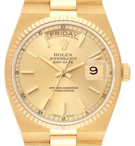 Rolex Day-Date Oysterquartz 19018 36mm Yellow gold Champagne