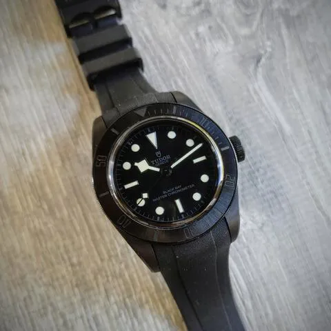 Tudor Black Bay 79210CNU 41mm Ceramic Black 4