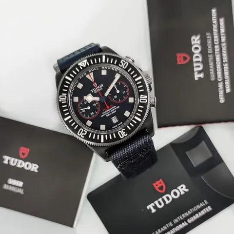 Tudor Pelagos M25807KN-0001 43mm Carbon fiber Blue 4